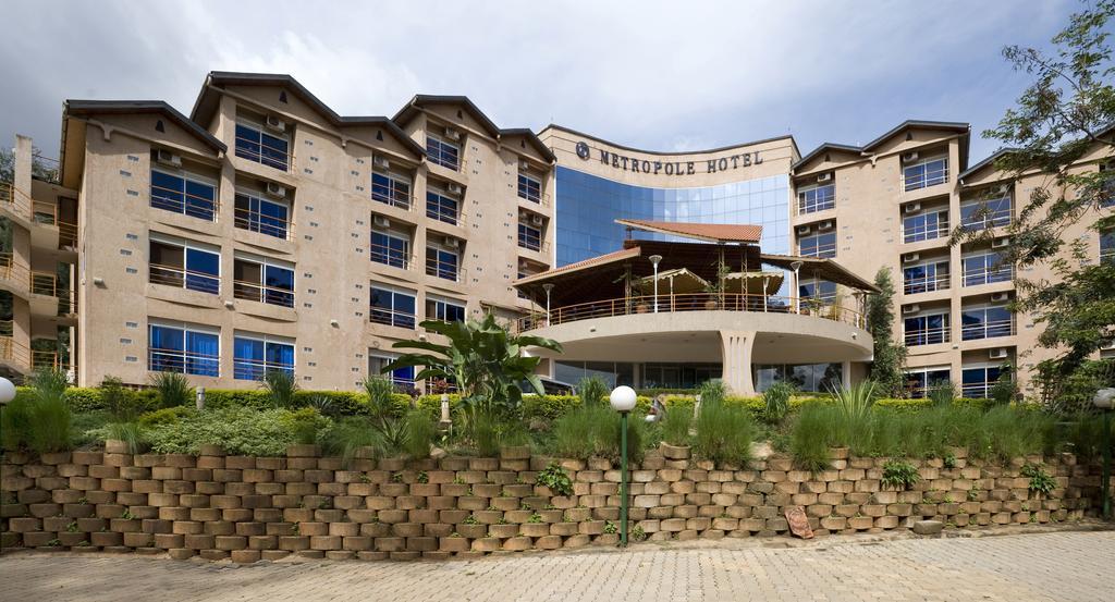Metropole Hotel Кампала Экстерьер фото